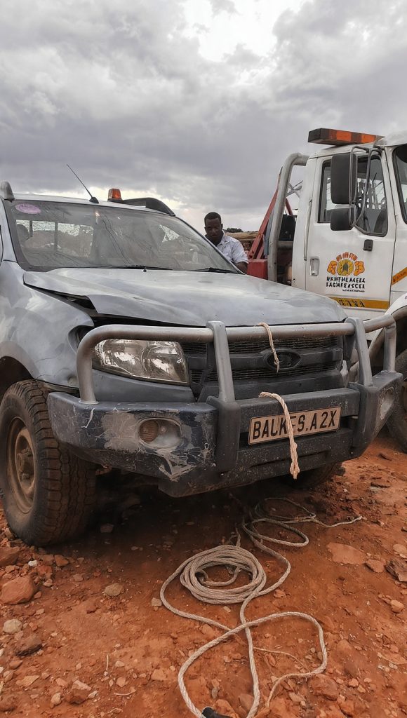 professional towing equipment vs tow rope, vehicle safety, road safety, breakdown assistance, mobile mechanic, vehicle documentation, towing photography, service records, manufacturer towing requirements, towing network, mechanic recommendations, body shop services, parts suppliers, GPS tracking towing, communication systems towing, peace of mind towing, stress-free towing, convenient towing, safe vehicle transport, protect vehicle value, avoid towing damage, guaranteed towing service, professional vehicle care, customer service towing, reliable emergency help, towing damage statistics, cost comparison towing, professional towing advantages, amateur towing consequences, vehicle resale value damage, towing friendship strain, storage fees towing, weather towing conditions, towing expertise gap, vehicle recovery techniques, 24/7 availability towing, real towing costs, equipment investment towing, specialty vehicle care, towing documentation benefits, comprehensive roadside services, professional towing network, smart towing choice, emergency response towing, Gauteng towing services, Johannesburg towing, modern towing fleet, trained towing specialists, vehicle protection towing, legal towing compliance